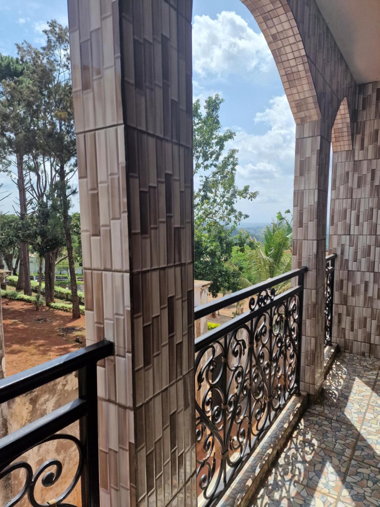 Residence Du Pelerin - Villa L'Ecrin De Verdure A Bandjoun Dış mekan fotoğraf